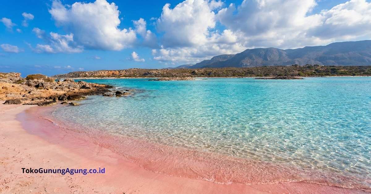 Pantai Terindah di Yunani Surga Pasir Pink