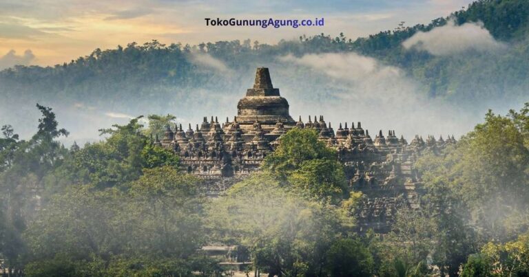 Sejarah Candi Borobudur Struktur Kosmologi, dan Makna Relief